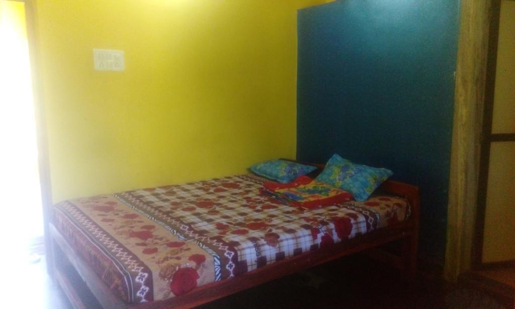 Radhabai Guest House Arambol Exterior photo